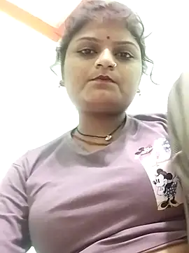 Snapshot of Hot_mirchjii chatting on 09.14.25 Hot mirchjii online show from 09.14.25