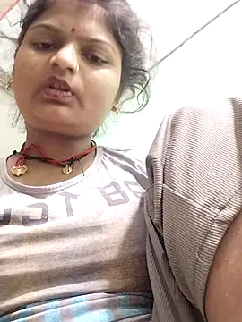 Snapshot of Hot_mirchjii chatting on 10.14.25 Hot mirchjii online show from 10.14.25