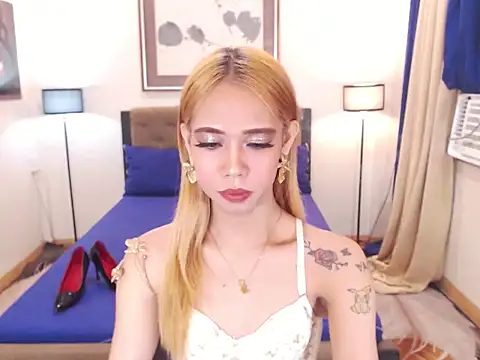 Snapshot of PreciousAmore chatting on 05.23.26 PreciousAmore online show from 05.23.26