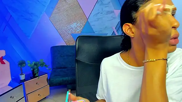 keytinthomson  online show from 10.09.25