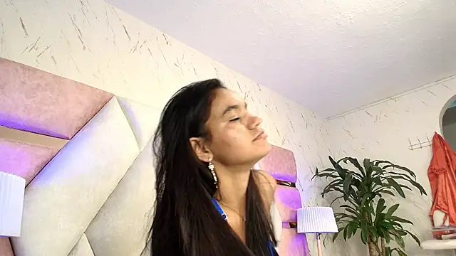 Snapshot of Cinthiabaker chatting on 05.11.26 Cinthiabaker online show from 05.11.26