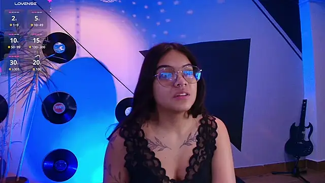 Lilith and Khloe online show from 10.30.25