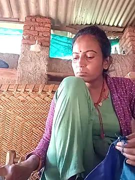 Snapshot of Hot_chinkiji chatting on 10.02.25 Hot chinkiji online show from 10.02.25