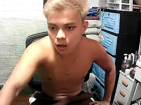 Pinoy slutcummer69 online show from 06.06.26