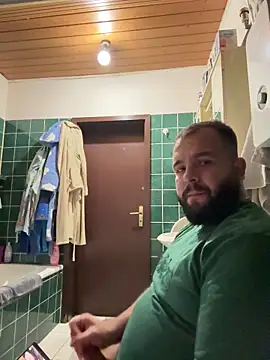 Snapshot of german_turk chatting on 12.15.25 german turk online show from 12.15.25