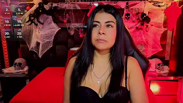 Aniajoness  online show from 10.29.25