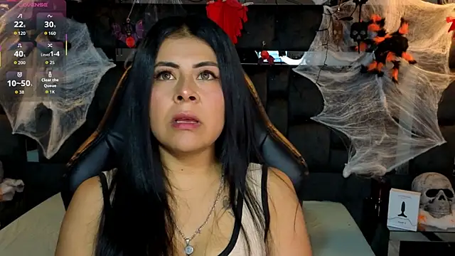 Aniajoness  online show from 11.02.25