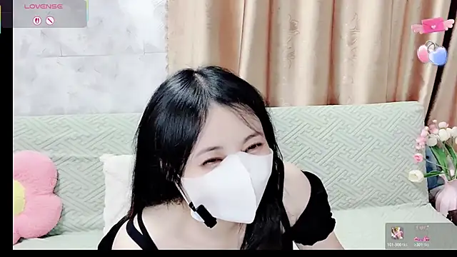 phuongnhi  online show from 02.23.26