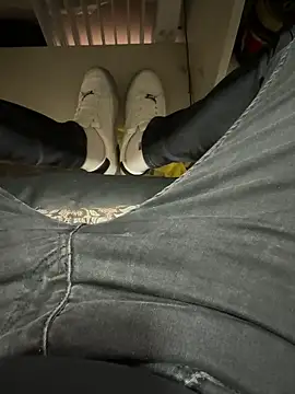 Snapshot of Ersin_meral chatting on 09.08.25 Ersin meral online show from 09.08.25