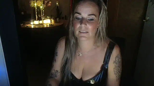 Mrs-Aurora online show from 05.20.26