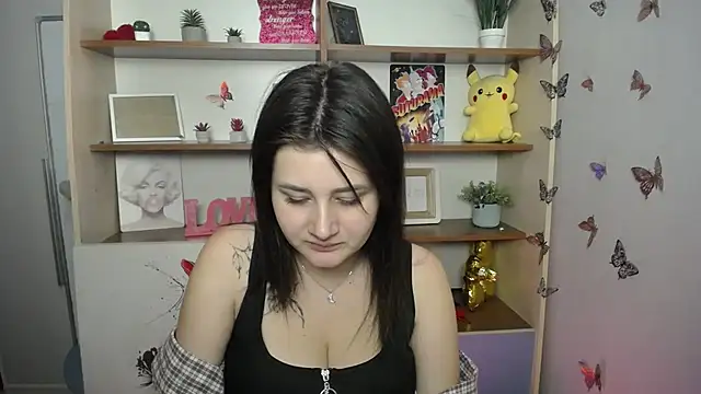 Snapshot of Katrin_kiss_ chatting on 06.24.26 Katrin kiss online show from 06.24.26