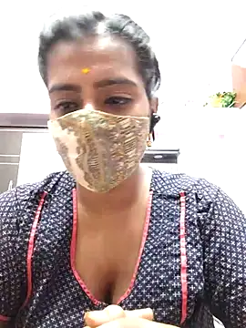 Snapshot of Tamil-Meenu12 chatting on 03.17.26 Tamil-Meenu12 online show from 03.17.26