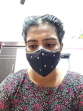 Snapshot of Tamil-Meenu12 chatting on 04.15.26 Tamil-Meenu12 online show from 04.15.26
