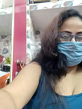 Snapshot of nisha_1110 chatting on 09.15.25 nisha 1110 online show from 09.15.25
