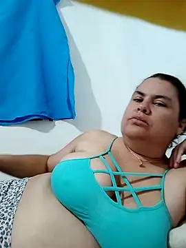 yaneth  online show from 10.17.25