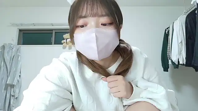 azukichan  online show from 11.14.25