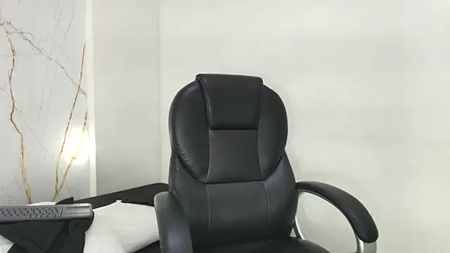 Snapshot of Karla_hilton1 chatting on 01.17.26 Karla hilton1 online show from 01.17.26