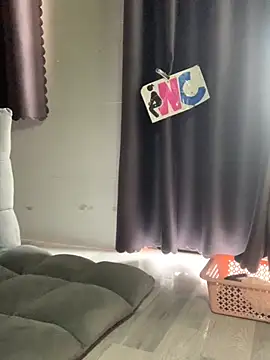 yang-2269 online show from 09.26.25