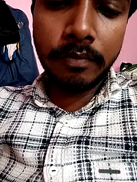 Snapshot of BangaloreSexy_Ram chatting on 11.01.25 BangaloreSexy Ram online show from 11.01.25