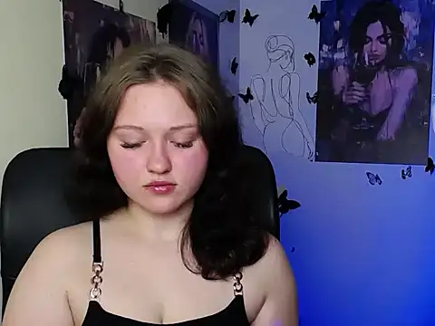 Snapshot of LadyAlice_ chatting on 06.17.26 LadyAlice online show from 06.17.26