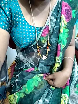 Snapshot of lolida69thamil chatting on 09.25.25 lolida69thamil online show from 09.25.25