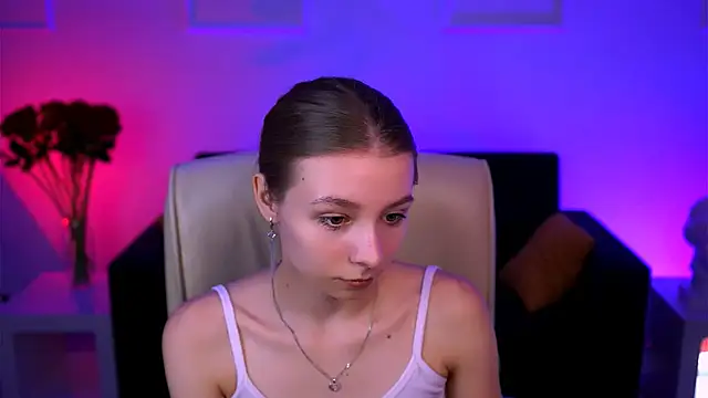 JulieDaniel online show from 09.09.25