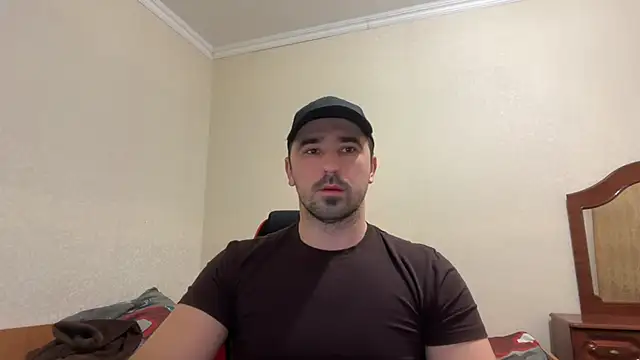 Snapshot of Hard_to_Obey chatting on 01.16.26 Hard to Obey online show from 01.16.26