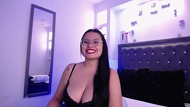 Snapshot of MelissaRhodes chatting on 10.03.25 MelissaRhodes online show from 10.03.25