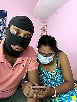 Lovlycouple1 online show from 09.09.25