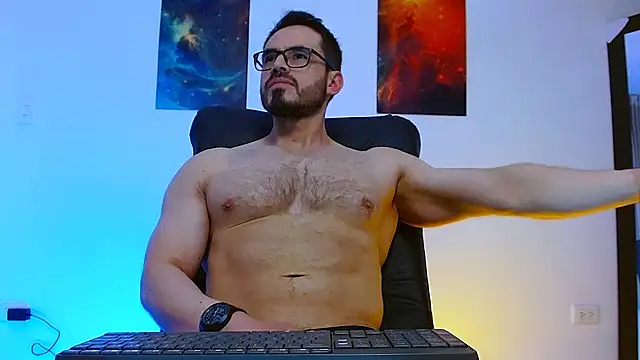 Axel Lover online show from 10.19.25