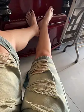 sharon-Hanna online show from 03.08.26