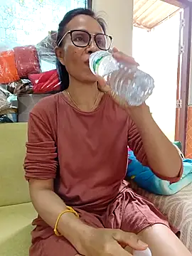 Snapshot of Mama_Eva_1 chatting on 02.17.26 Mama Eva 1 online show from 02.17.26