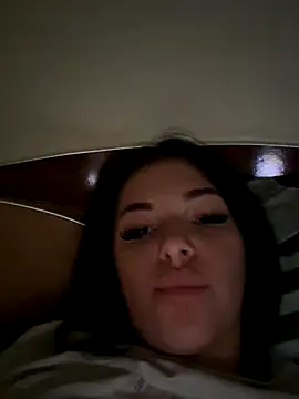 Snapshot of Babyfoxi chatting on 09.10.25 Babyfoxi online show from 09.10.25