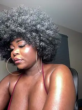 WomanNextdoor1 online show from 04.04.26