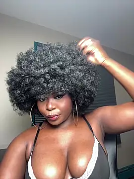 WomanNextdoor1 online show from 04.16.26