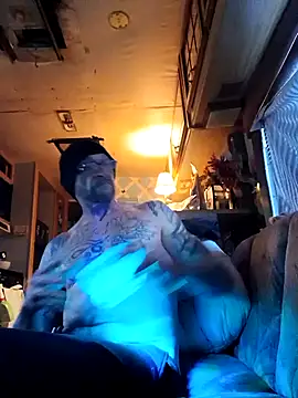 ShawnandDani7074 online show from 12.21.25