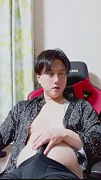 Snapshot of oyu_kun chatting on 02.05.26 oyu kun online show from 02.05.26