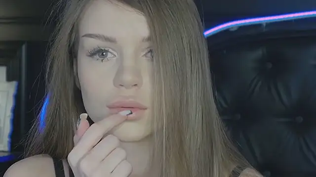 MarilynNova online show from 02.22.26