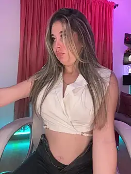 Snapshot of Sharon_07 chatting on 12.06.24 Sharon 07 online show from 12.06.24