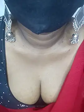 Snapshot of lasyareddy_telugu_0001 chatting on 04.19.26 lasyareddy telugu 0001 online show from 04.19.26