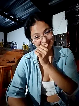 Lily-o online show from 12.20.25