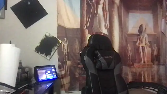 Snapshot of Triggerhappycj100 chatting on 05.02.26 Triggerhappycj100 online show from 05.02.26