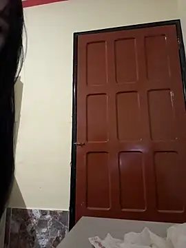 Snapshot of laure_torres chatting on 01.17.26 laure torres online show from 01.17.26