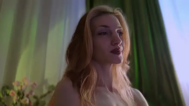 Snapshot of WendyGilber chatting on 02.27.26 WendyGilber online show from 02.27.26