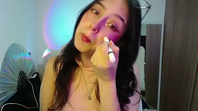 Snapshot of immisssilver chatting on 10.01.25 immisssilver online show from 10.01.25