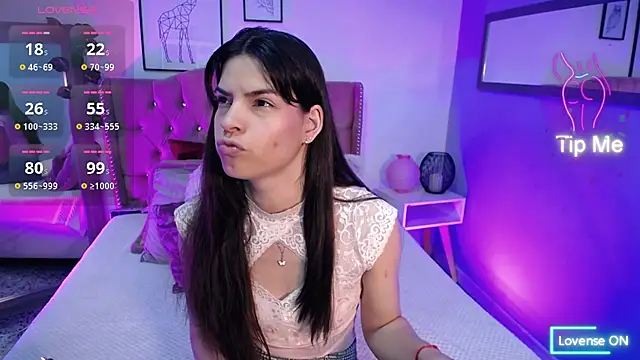 Snapshot of Astrid_Velle chatting on 09.25.25 Astrid Velle online show from 09.25.25