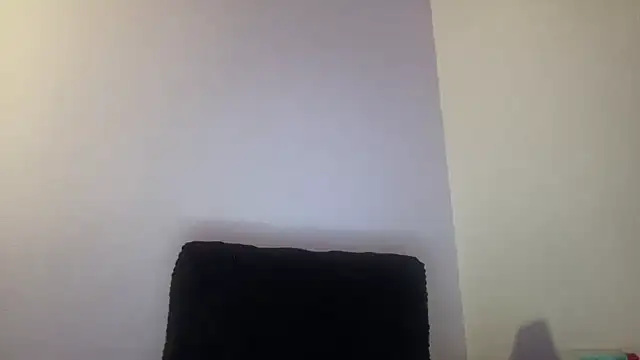 Snapshot of sweetceeme chatting on 05.19.26 sweetceeme online show from 05.19.26