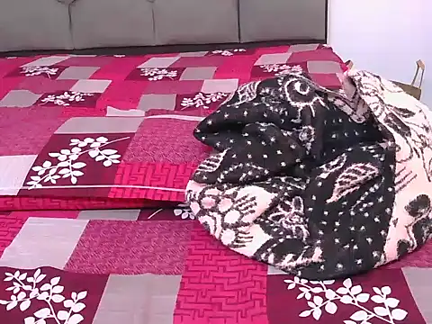 Diyaa Singh online show from 01.17.26