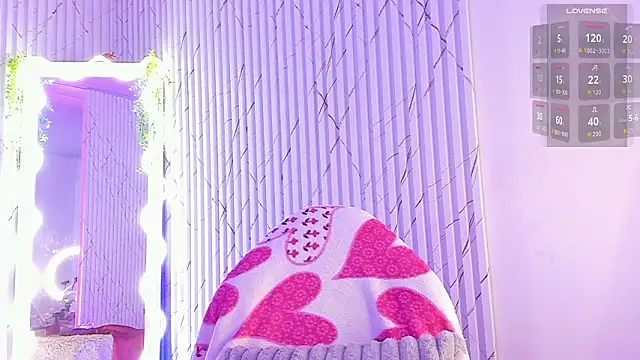 Naomy tay1 online show from 03.21.26