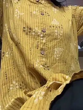 Snapshot of modelnishu chatting on 02.27.26 modelnishu online show from 02.27.26